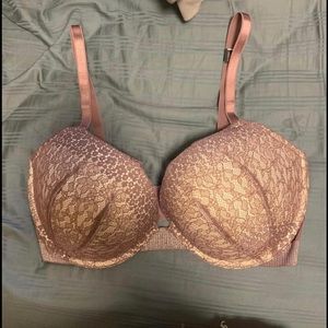 Victoria secret push-up bra  36DDD brand new and never worn